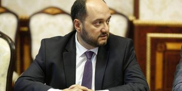 Ամեն օրը պետք է լինի երեխաների օր. Արայիկ Հարությունյան
