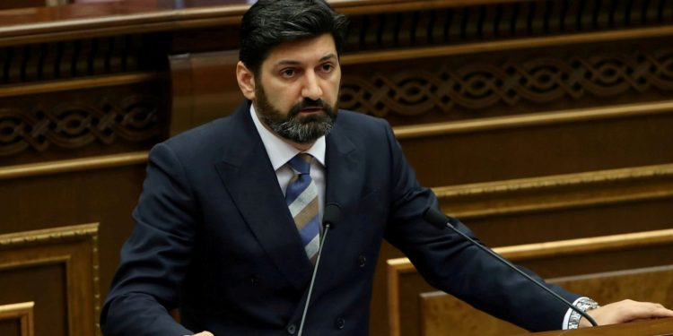Հայաստանում հնարավոր է հանրաքվեով նոր Բարձր դատարան ձևավորվի․ «Փաստ»